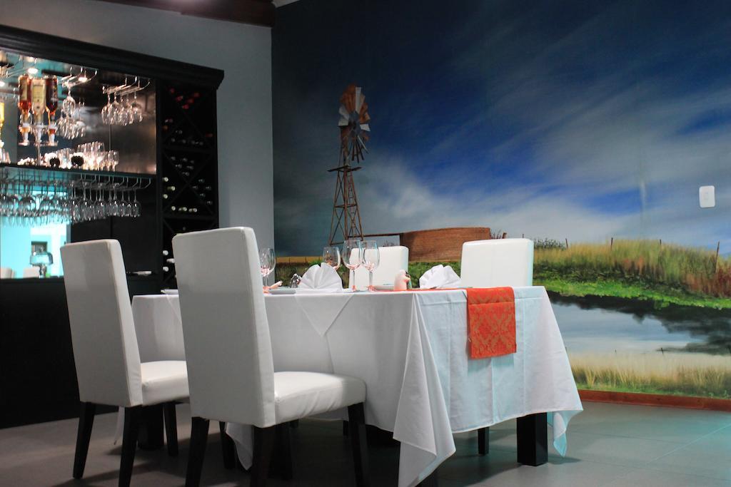 Yalla Yalla Boutique Hotel Witbank Exterior foto