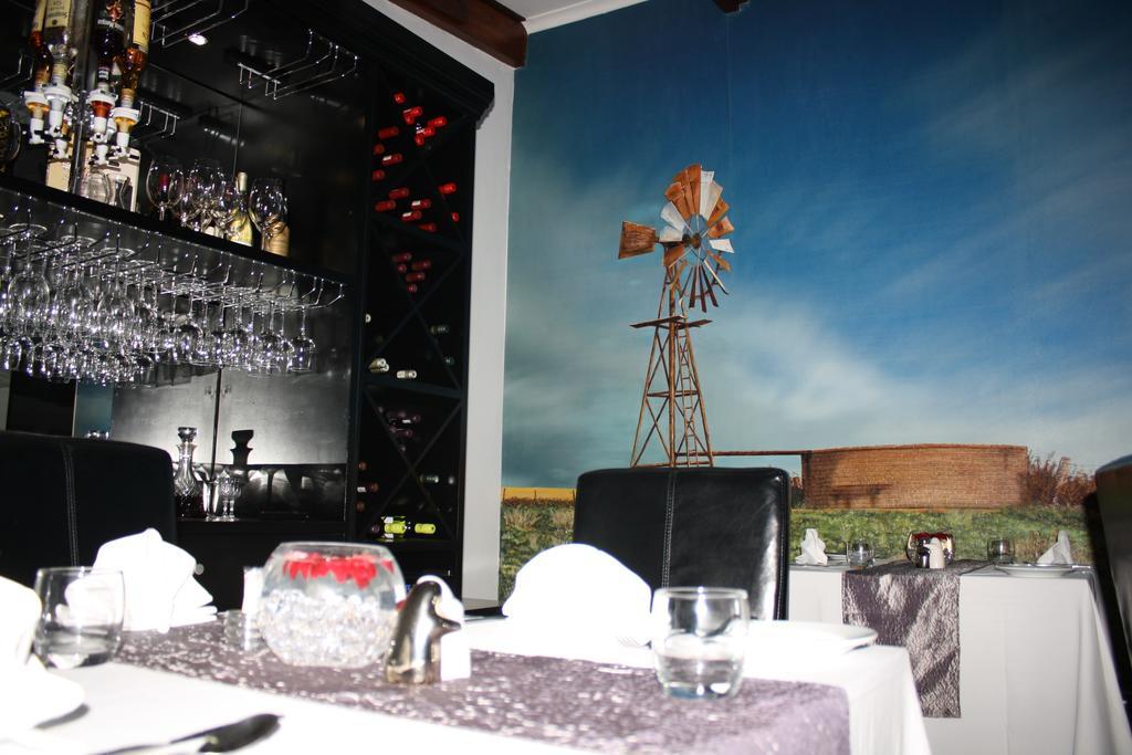 Yalla Yalla Boutique Hotel Witbank Exterior foto